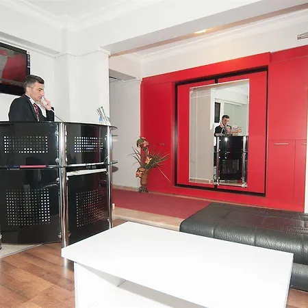 Karahan 公寓式酒店 2*