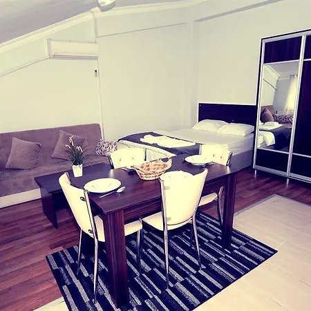 Karahan 公寓式酒店 2*